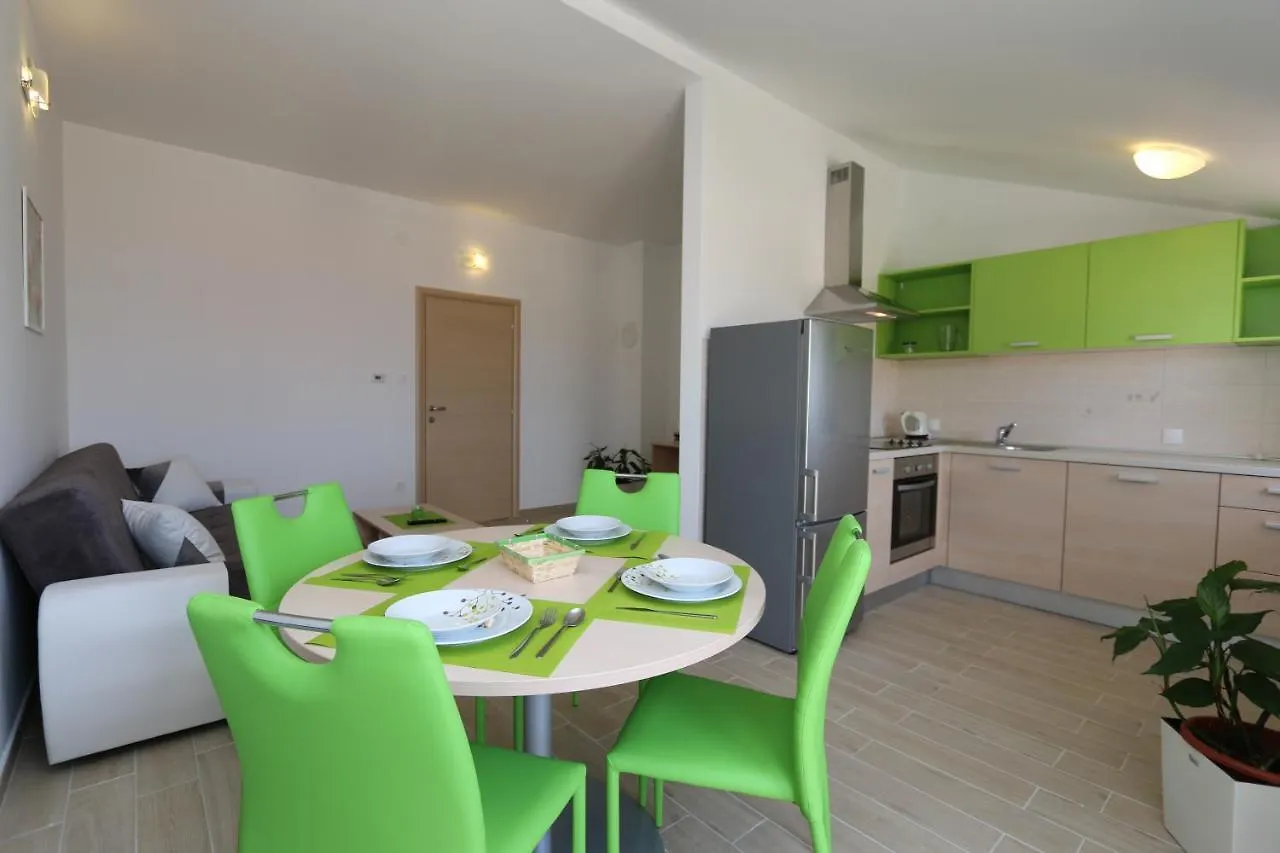 Apartments Sucic Iva I Tea Soline   Soline (Krk)