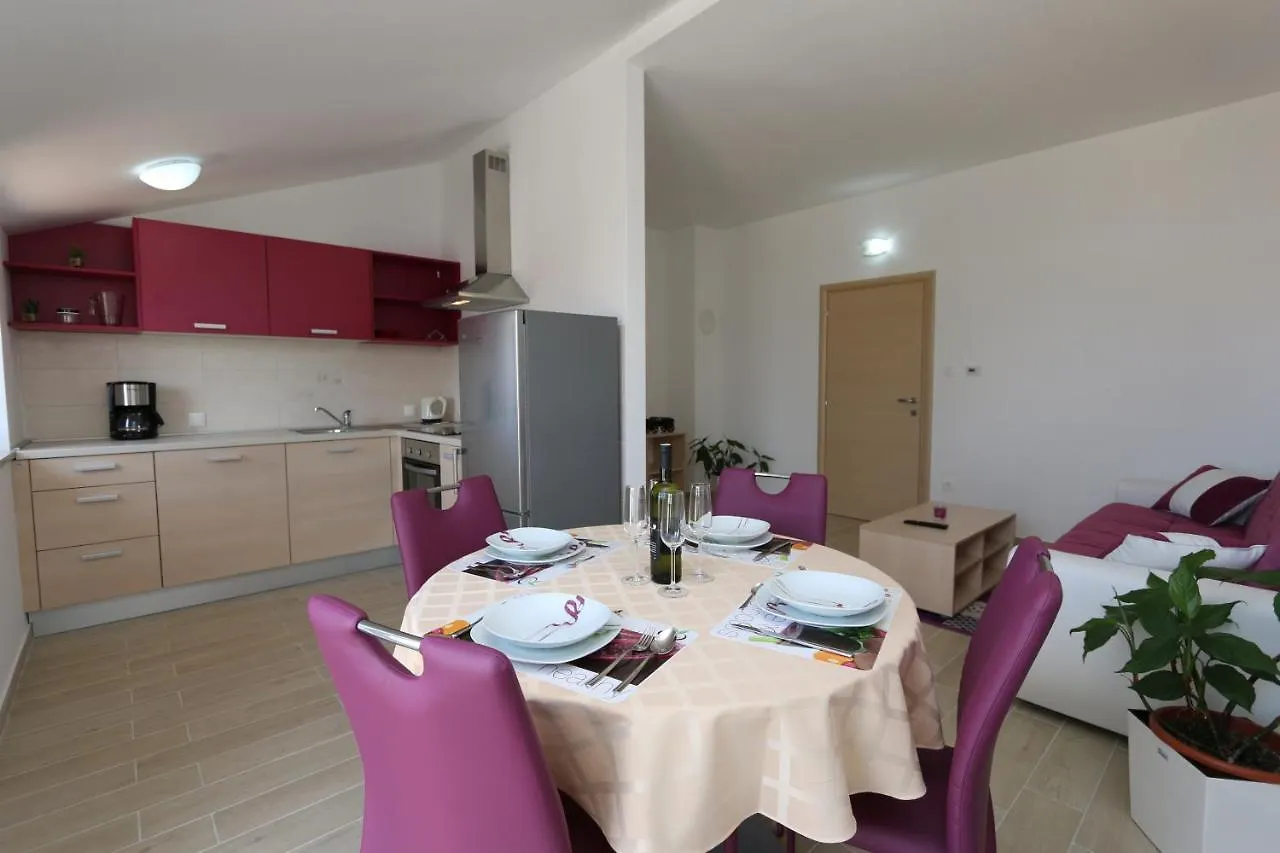 Apartments Sucic Iva I Tea Soline  0*, Soline (Krk) Kroatië
