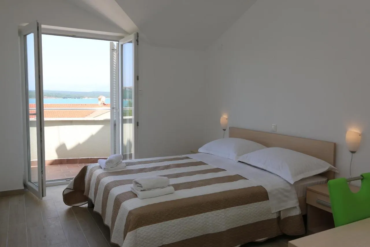 Apartments Sucic Iva I Tea Soline  Kroatië