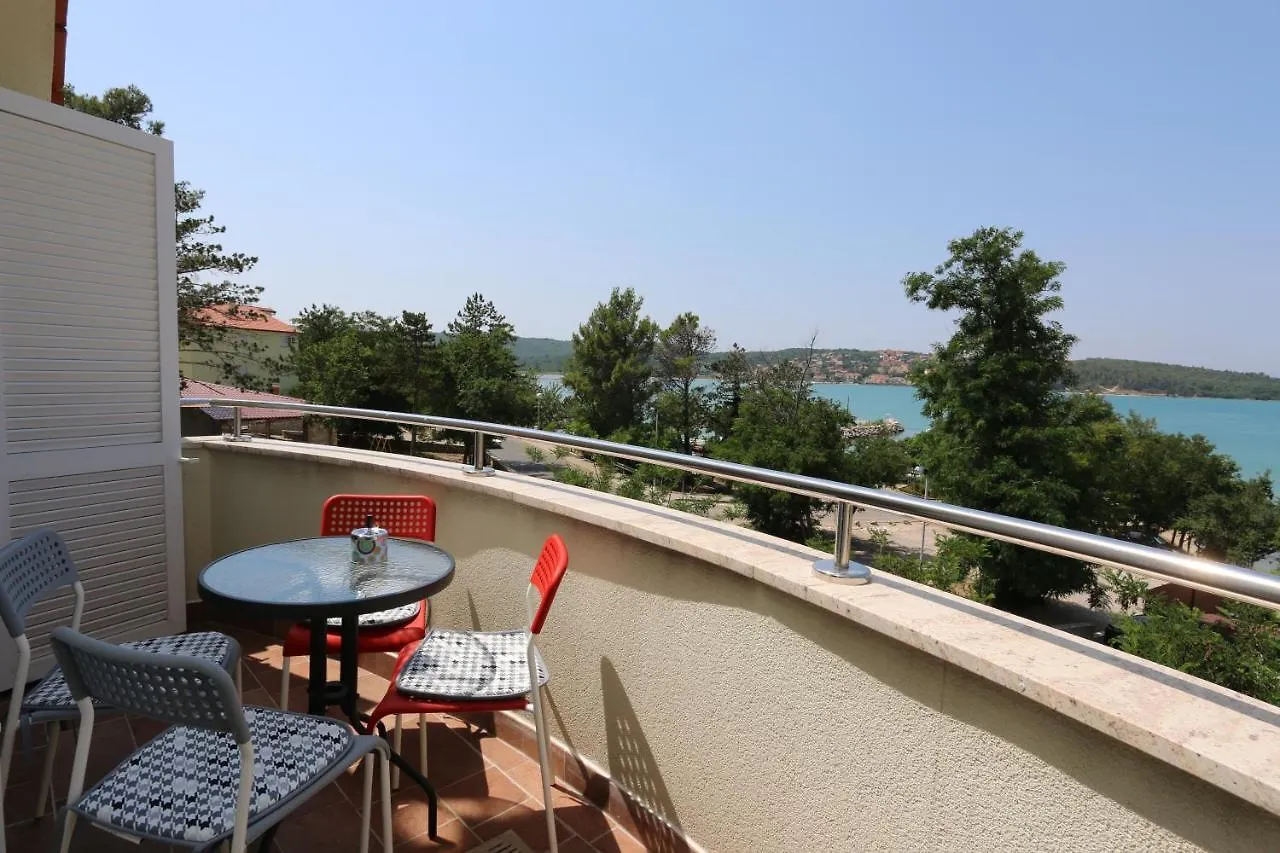 Apartments Sucic Iva I Tea Soline